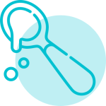 Line icon of a spoon with soft baby food, representing starting solids.
